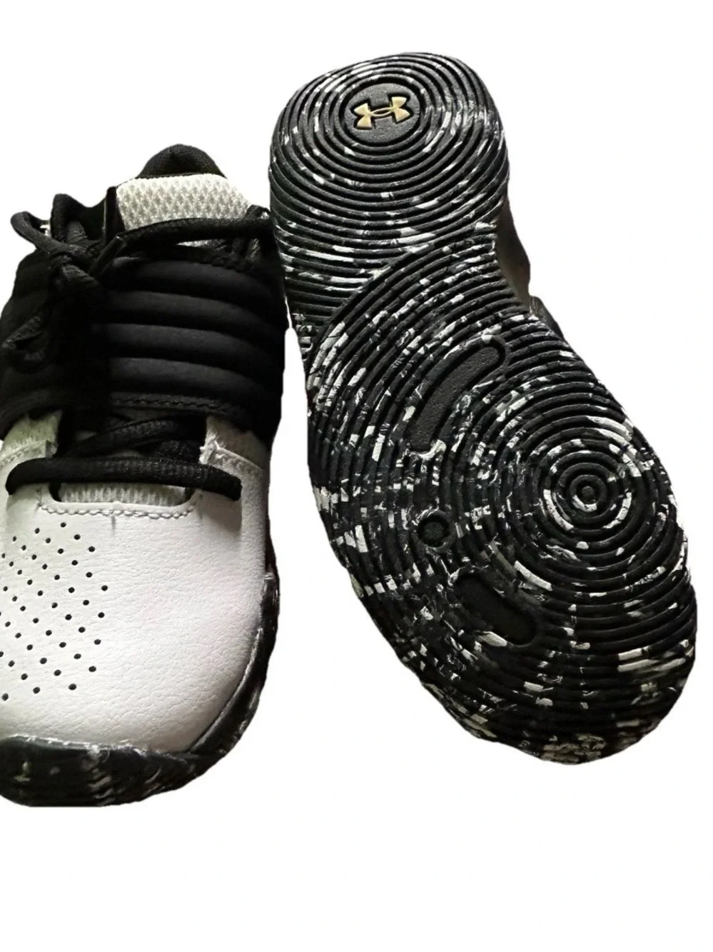 NWOT Boys Under Armour Black White Basketball Sneakers Size 12